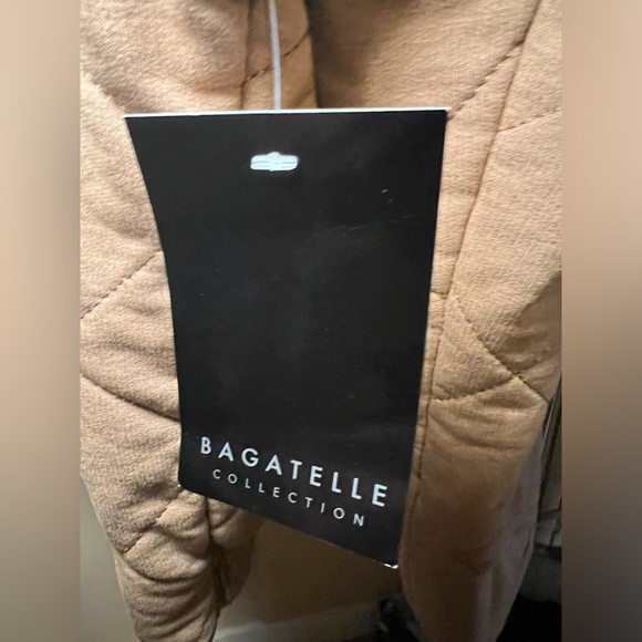 New (NWT) Bagatelle french terry diamond quilted jacket in cognac. Size L - Picture 7 of 10